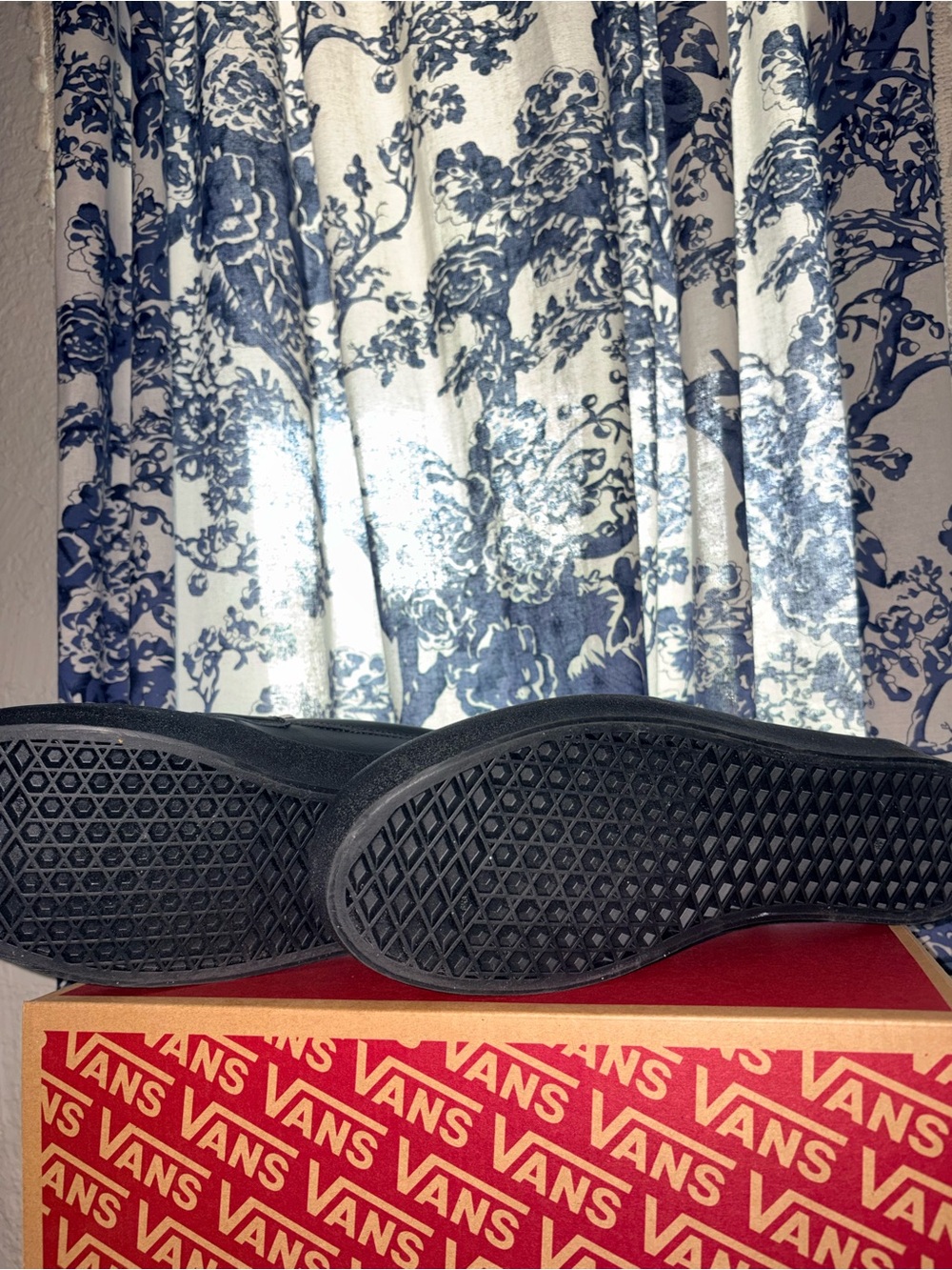 Vans Men's - Picture 5 of 9